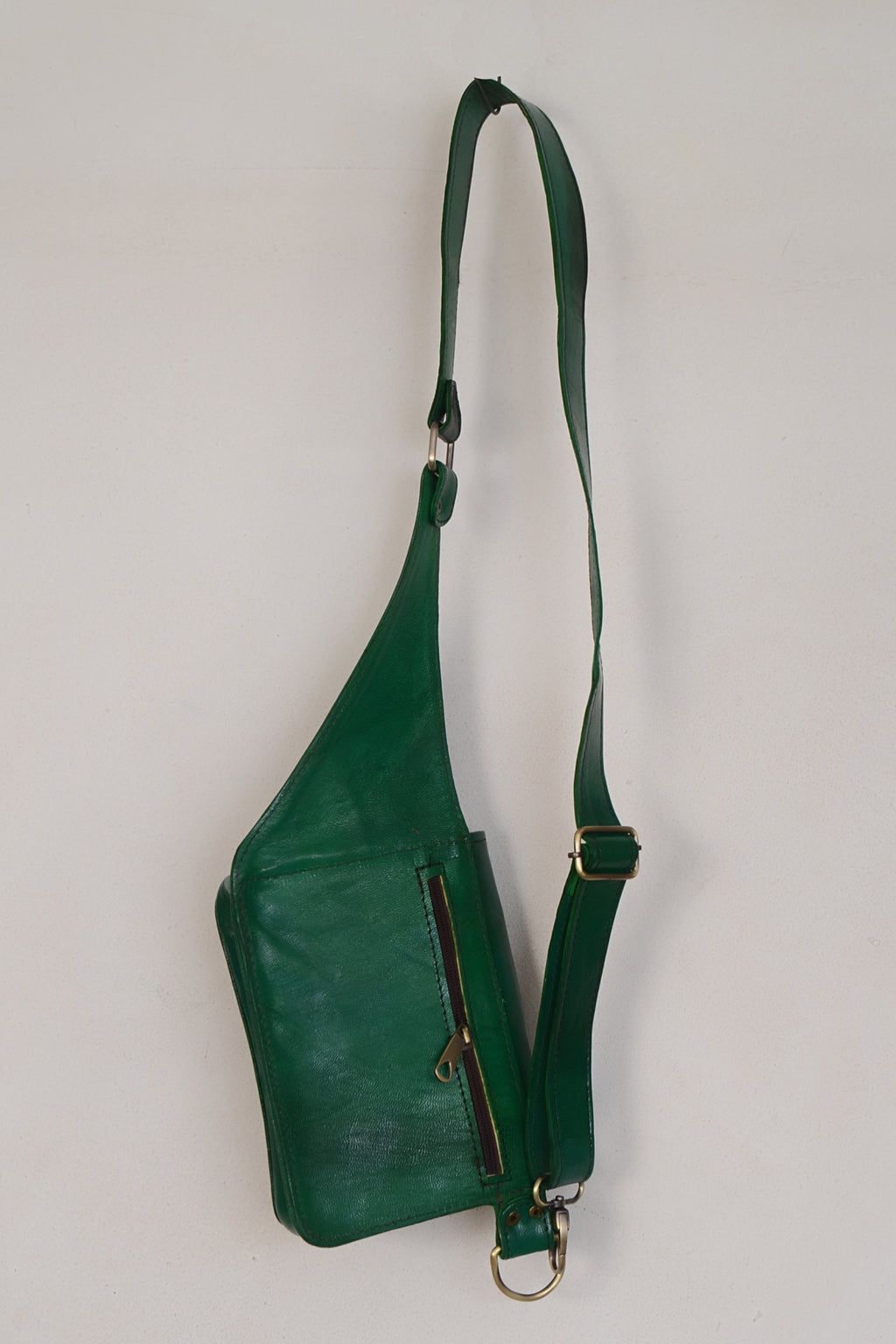 Noah Leather Sling Bag
